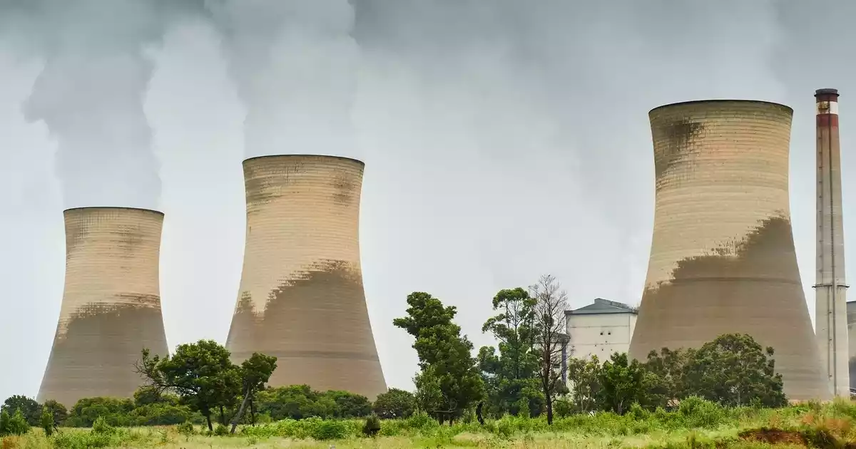 エヌビディアのCEO、黄氏、データセンターのエネルギー需要に対する持続可能な解決策として原子力発電を提案