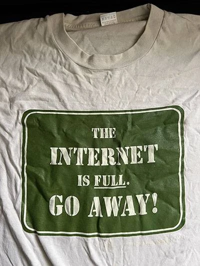 インターネットはフルシャツ